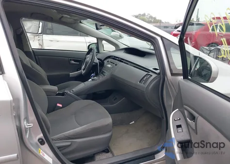 2011 Toyota Prius Three z USA, uszkodzony, nr VIN JTDKN3DU9B5327446